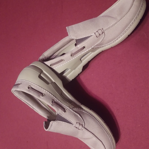 Crocs Khaki Beach Line Boat Shoes Mens 9 - Picture 1 of 8